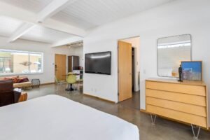 7bfe2364-4068-4f31-9d3c-5cc4476fc680