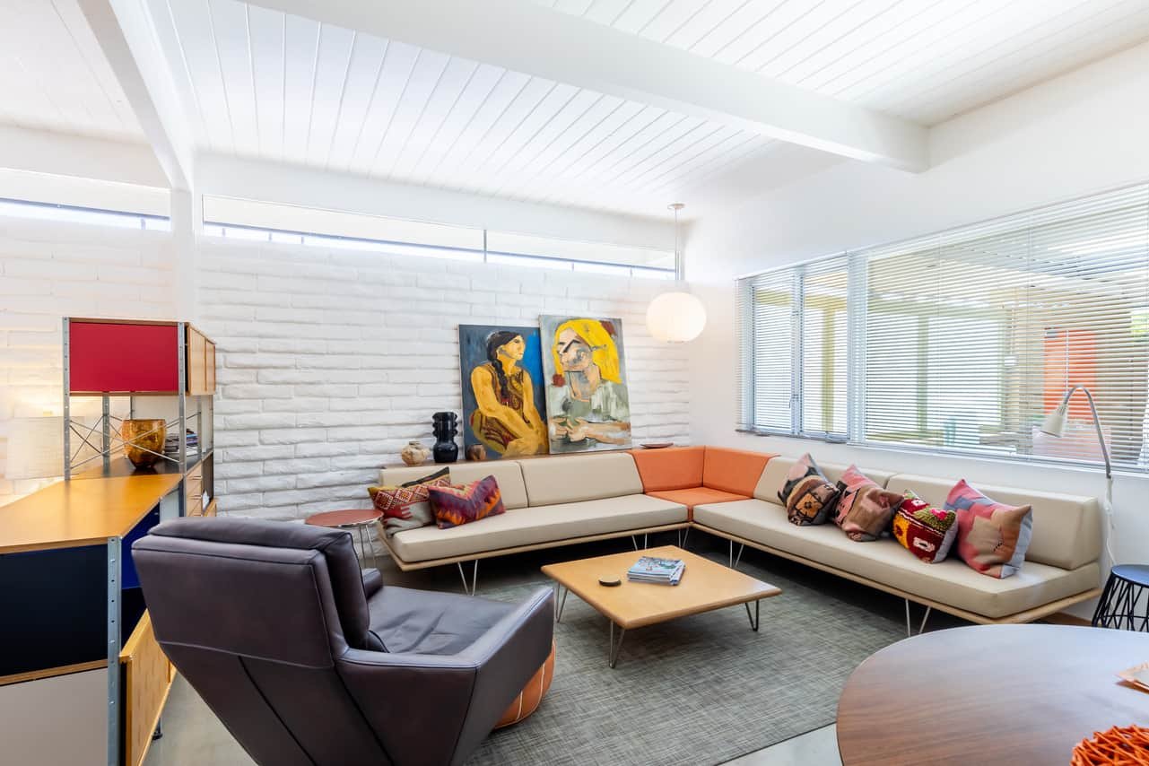 ac42ccd9-de49-442e-832d-f4cdf97092b7