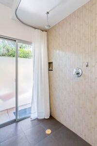 ccac8a32-66e2-4e6c-9eea-5e9723a91723